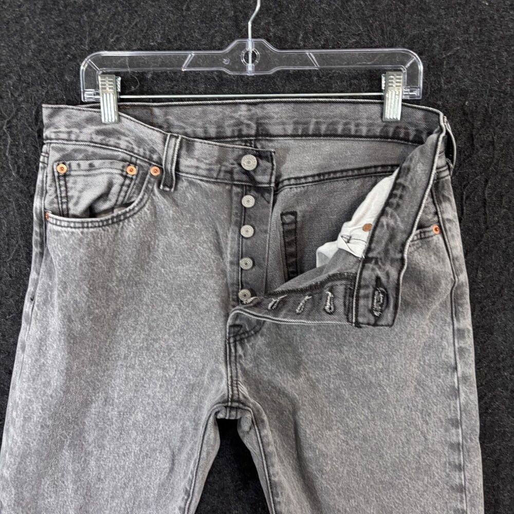 Levis 501 Jeans Men's 32x29 Gray Light Wash Button Fly Straight Leg Denim Pants - Picture 2 of 12